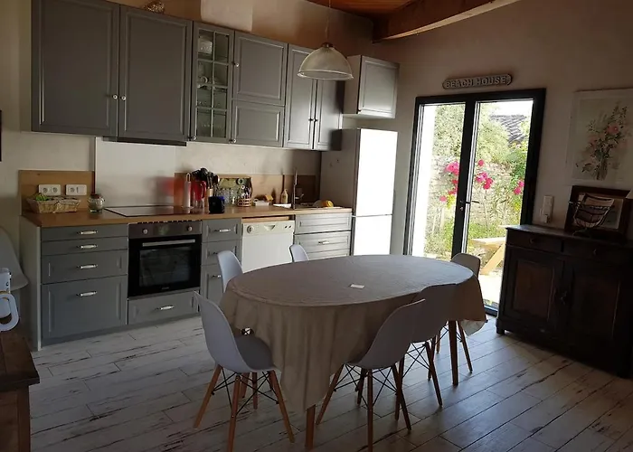 Charmante Maison Familiale Avec Jardin بيت للعطل *