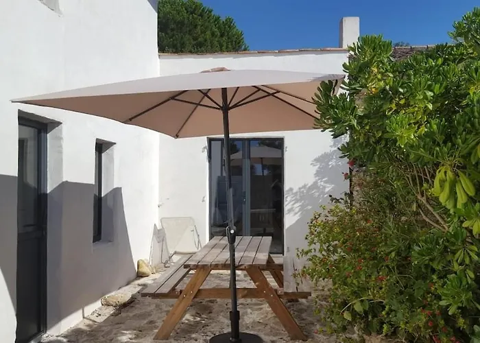 Charmante Maison Familiale Avec Jardin بيت للعطل *