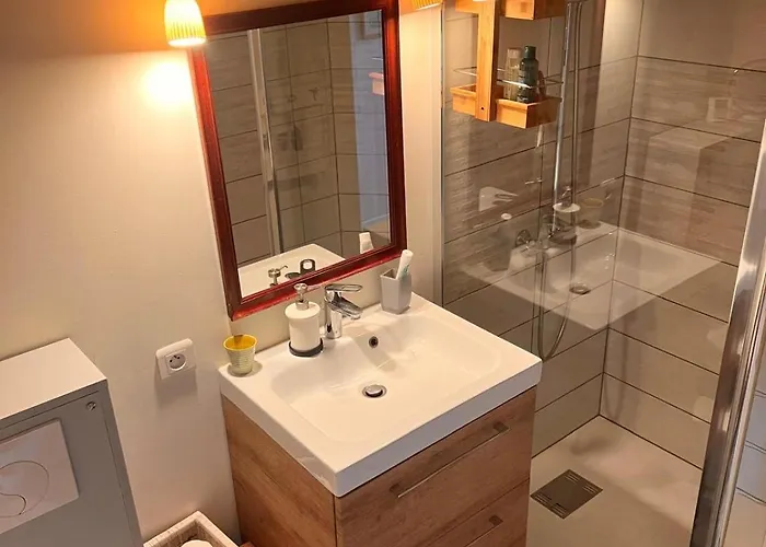 Charmante Maison Familiale Avec Jardin بيت للعطل Les Portes-en-Re