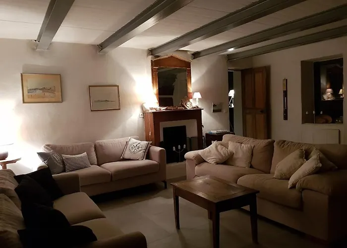 Charmante Maison Familiale Avec Jardin *